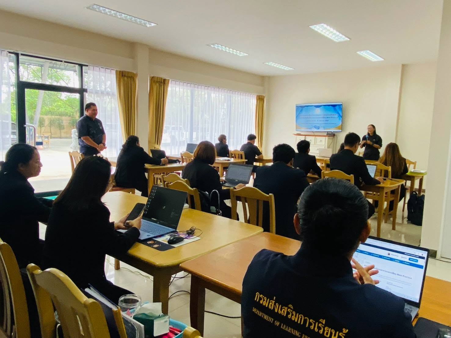 โครงการ​ยก​ระดับศักยภาพ​บุคลากร​ทางการ​ศึกษาด้วย​การวิจัย​ในชั้น​เรียน​และการแลก​เปลี่ยน Best Practice