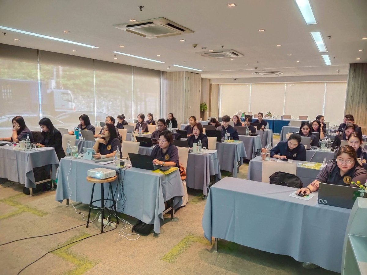 โครงการอบรมเชิงปฏิบัติการด้วยระบบฐานข้อมูลผู้เรียนออนไลน์ OLIS DLEC