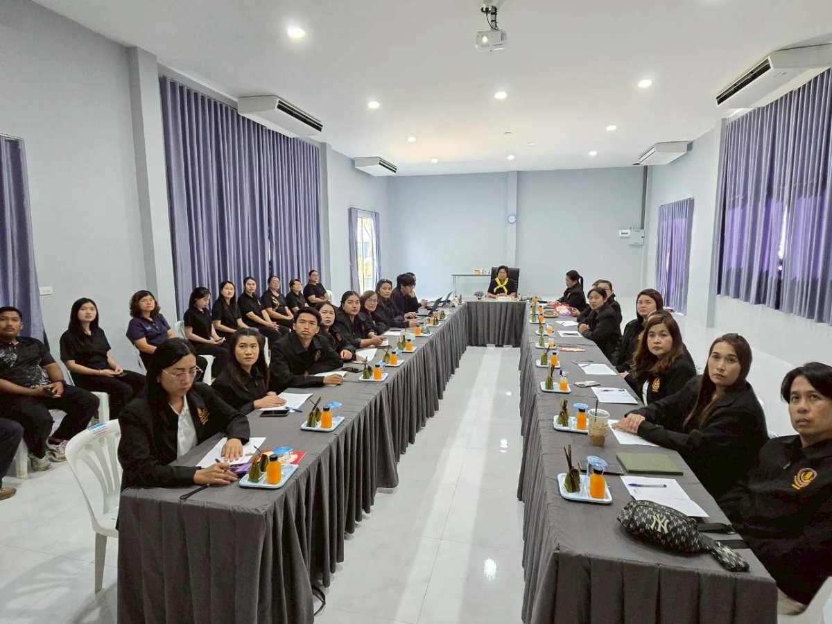 แลกเปลี่ยนเรียนรู้กับคณะศึกษาดูงานจาก สกร.ระดับอำเภอโกรกพระ จังหวัดนครสวรรค์