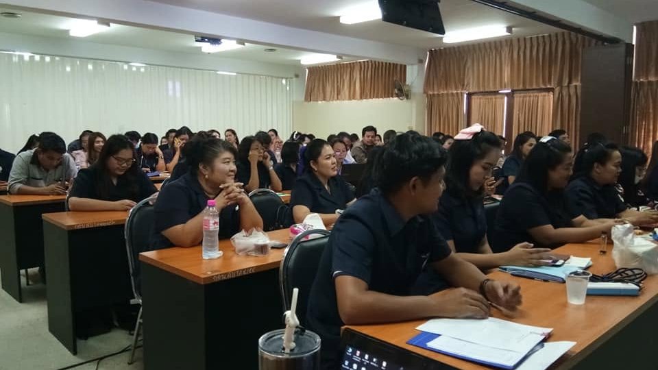 โครงการอบรมบุคลากร หลักสูตรการค้าออนไลน์ เรื่องการพัฒนาผลิตภัณฑ์