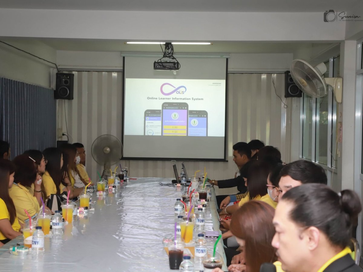 แลกเปลี่ยนเรียนรู้กับคณะศึกษาดูงานจาก สกร.ระดับอำเภอร้องกวาง จังหวัดแพร่