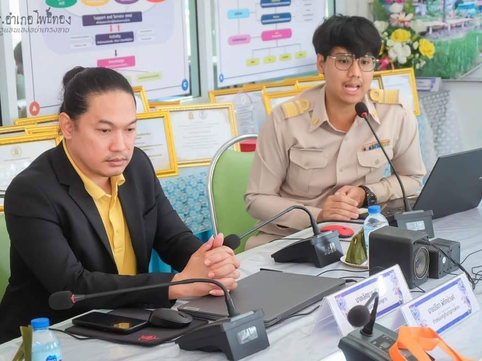 แลกเปลี่ยนเรียนรู้กับคณะศึกษาดูงานจาก สกร.ระดับอำเภอบางปลาม้า จังหวัดสุพรรณบุรี