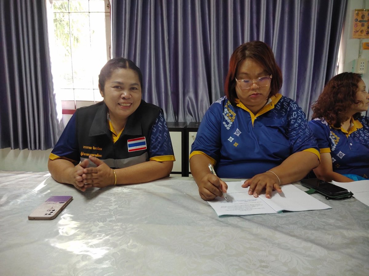 แลกเปลี่ยนเรียนรู้กับคณะศึกษาดูงานจาก สกร.ระดับอำเภอหัวหิน และ สกร.ระดับอำเภอกุยบุรี จังหวัดประจวบคีรีขันธ์