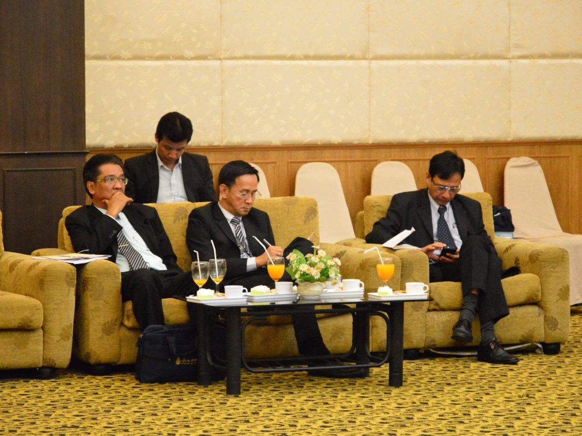 นำเสนอผลสำเร็จการพัฒนาตำบลในเวทีสัมมนาวิชาการการศึกษานอกระบบเพื่อการเรียนรู้ตลอดชีวิตในภาคกลาง