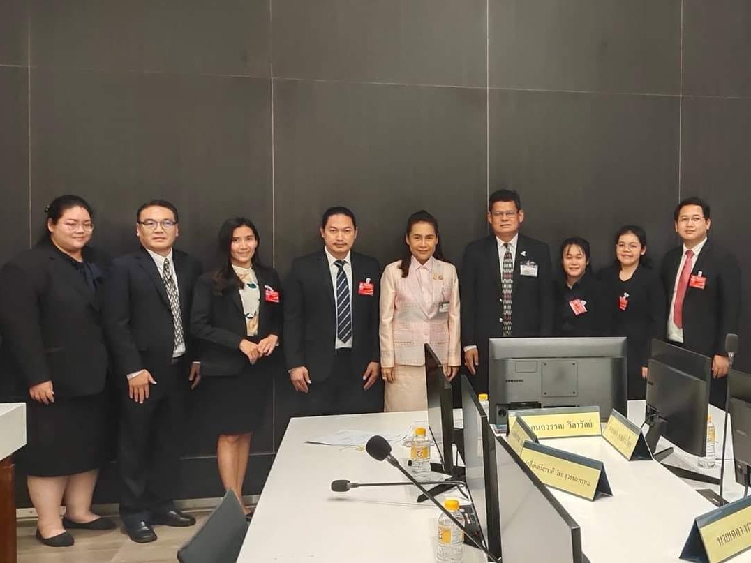 ร่วมพัฒนากฎหมายส่งเสริมการเรียนรู้ ในฐานะที่ปรึกษาคณะกรรมาธิการวิสามัญและคณะทำงานด้านกฎหมาย